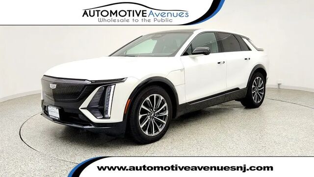 2024 Cadillac LYRIQ Sport 1