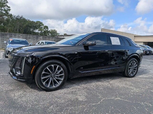 2024 Cadillac LYRIQ