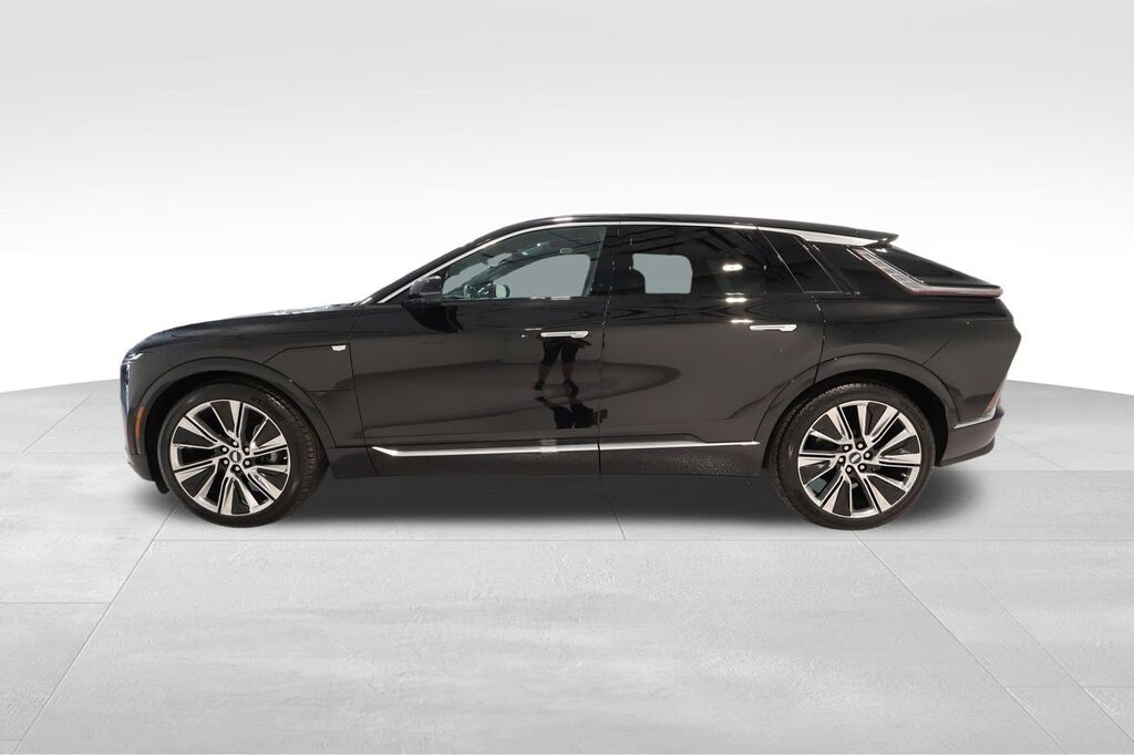 2026 Cadillac LYRIQ — photo 1 of 7