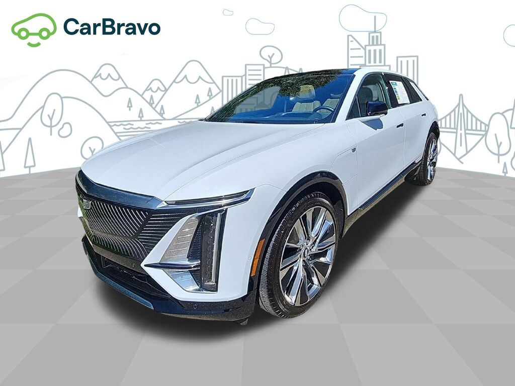 2026 Cadillac LYRIQ Signature Luxury — photo 1 of 7