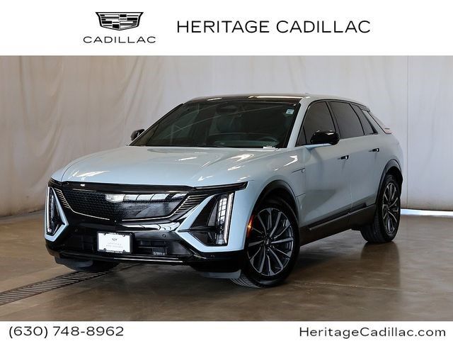2024 Cadillac LYRIQ — photo 1 of 7
