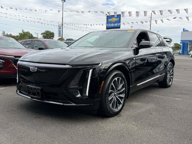 2024 Cadillac LYRIQ