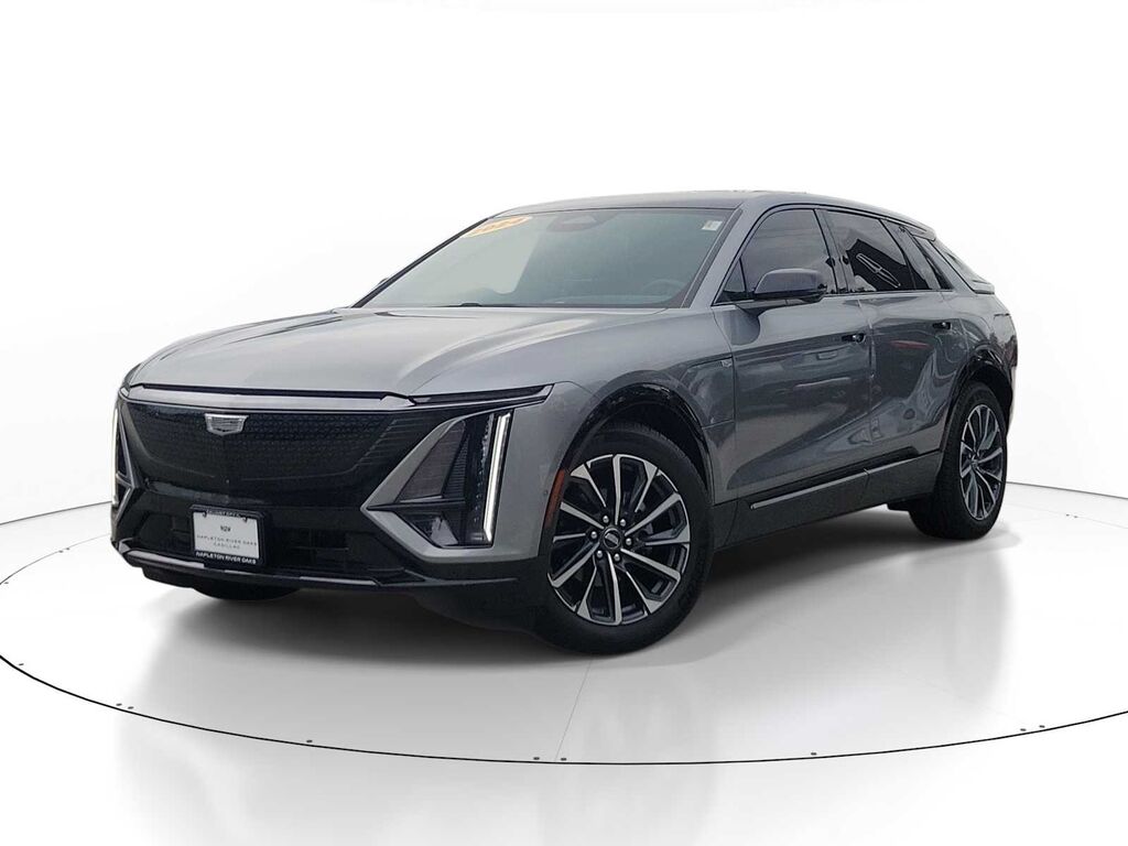 2024 Cadillac LYRIQ — photo 1 of 7