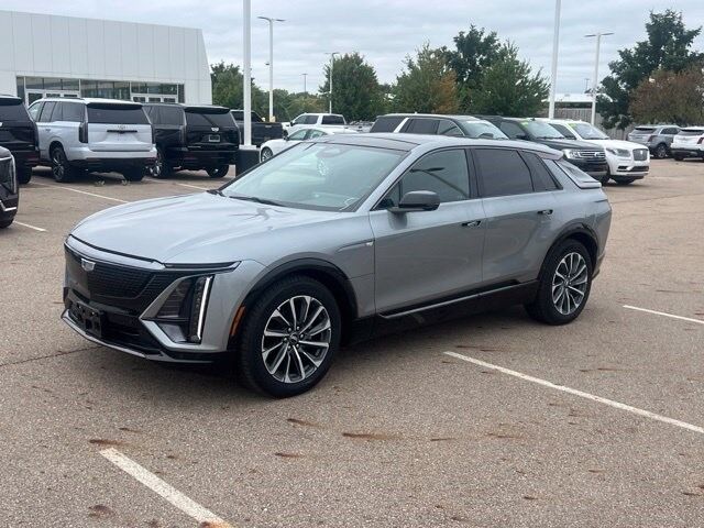 2024 Cadillac LYRIQ