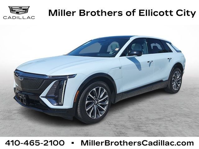 2024 Cadillac LYRIQ — photo 1 of 7
