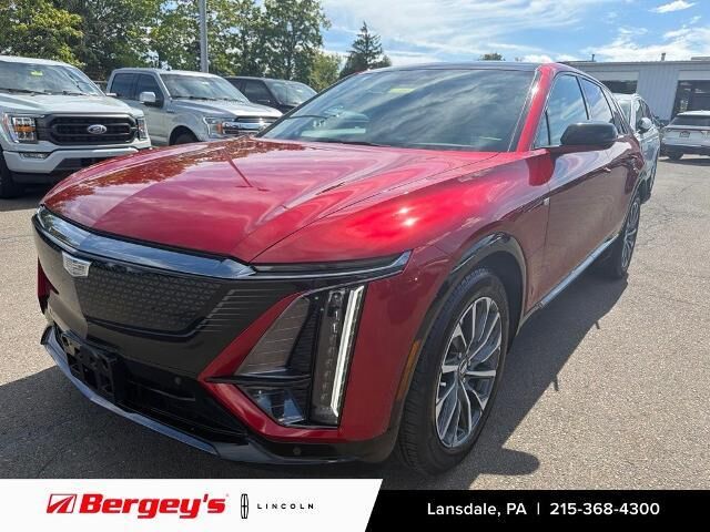 2024 Cadillac LYRIQ Sport 3
