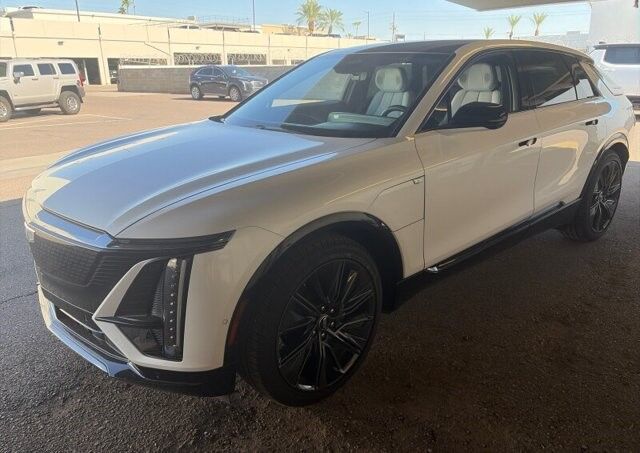 2024 Cadillac LYRIQ