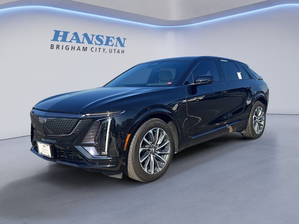2024 Cadillac LYRIQ — photo 1 of 7