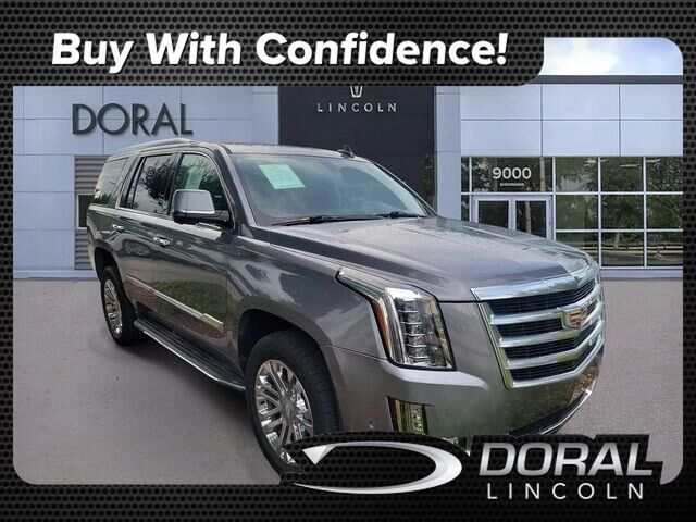 2020 Cadillac Escalade Standard