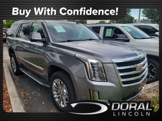 2020 Cadillac Escalade Standard — photo 1 of 40