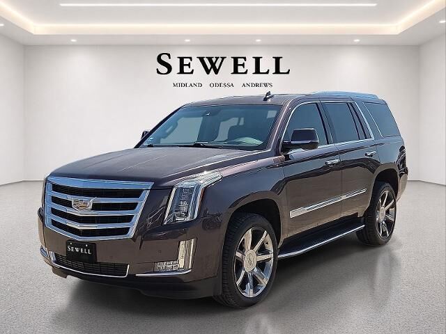 2016 Cadillac Escalade Luxury Collection — photo 1 of 3
