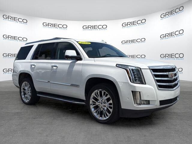 2019 Cadillac Escalade Luxury