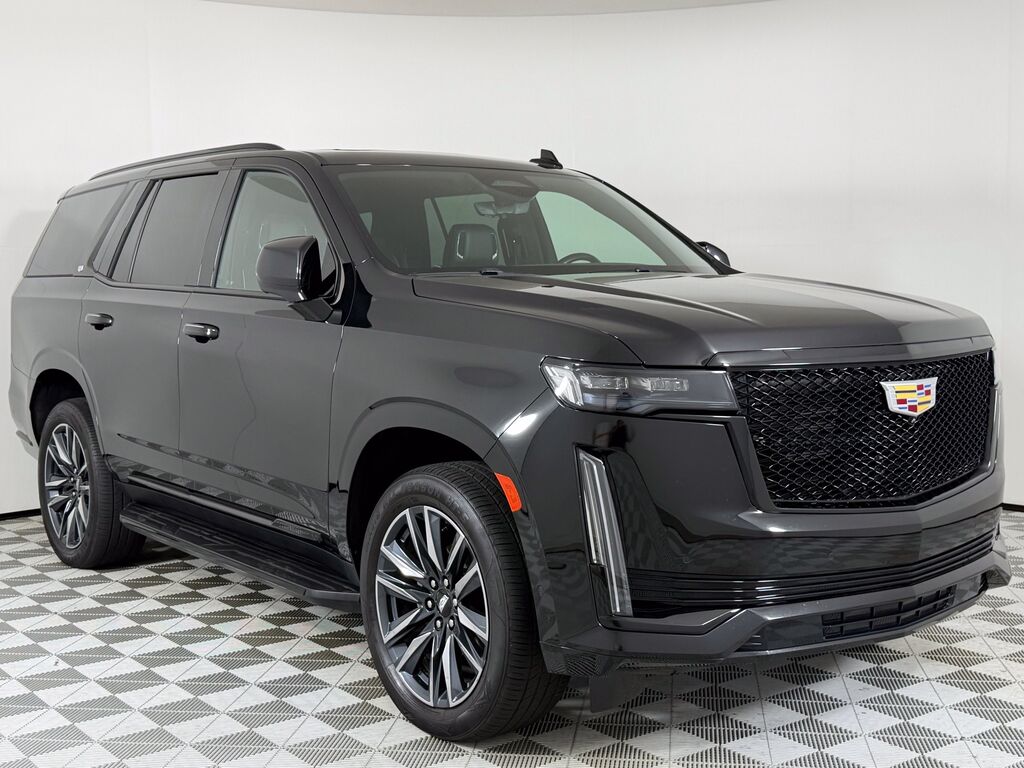 2024 Cadillac Escalade — photo 1 of 7