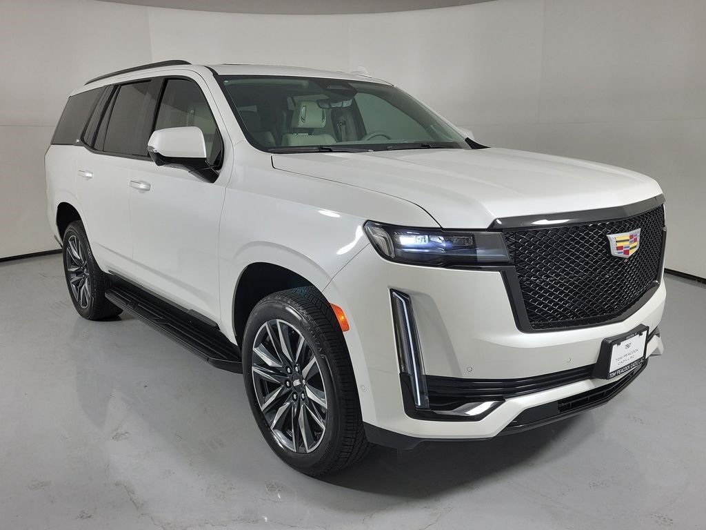 2024 Cadillac Escalade — photo 1 of 7