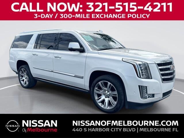 2017 Cadillac Escalade ESV Premium Luxury — photo 1 of 13