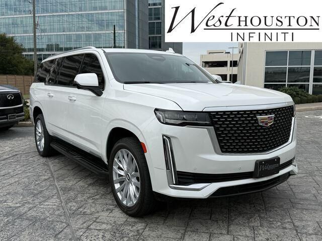 2023 Cadillac Escalade ESV Luxury — photo 1 of 13