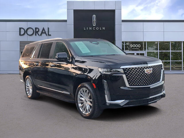 2022 Cadillac Escalade ESV Premium — photo 1 of 2