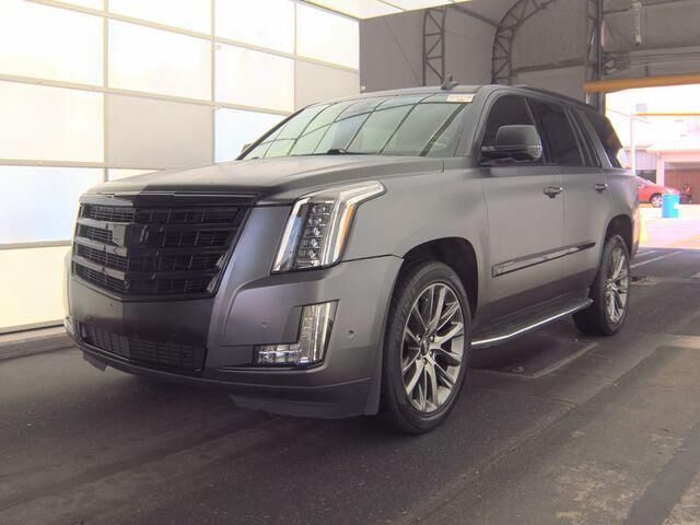 2020 Cadillac Escalade Luxury