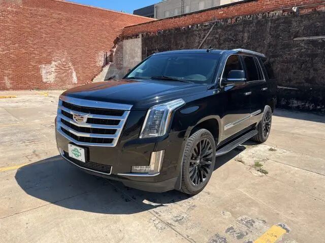 2020 Cadillac Escalade Luxury