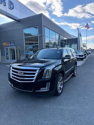 2018 Cadillac Escalade Luxury