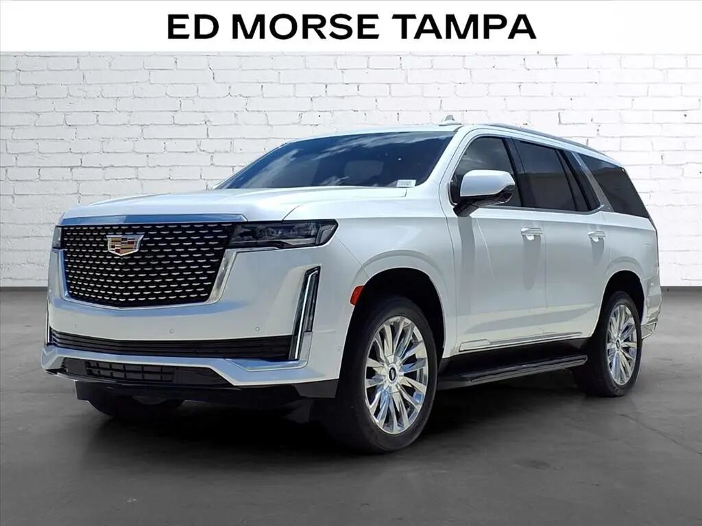 2024 Cadillac Escalade Premium Luxury — photo 1 of 13