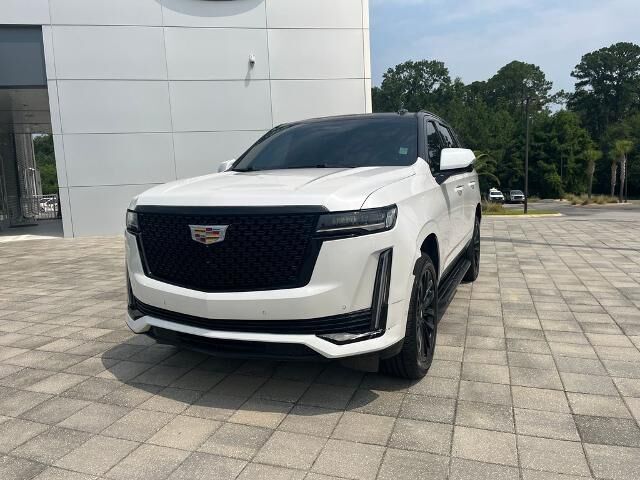 2021 Cadillac Escalade Premium Luxury — photo 1 of 24