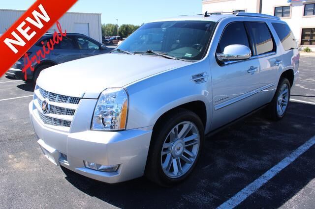 2013 Cadillac Escalade Premium