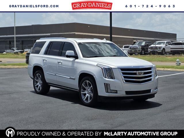 2018 Cadillac Escalade Premium Luxury