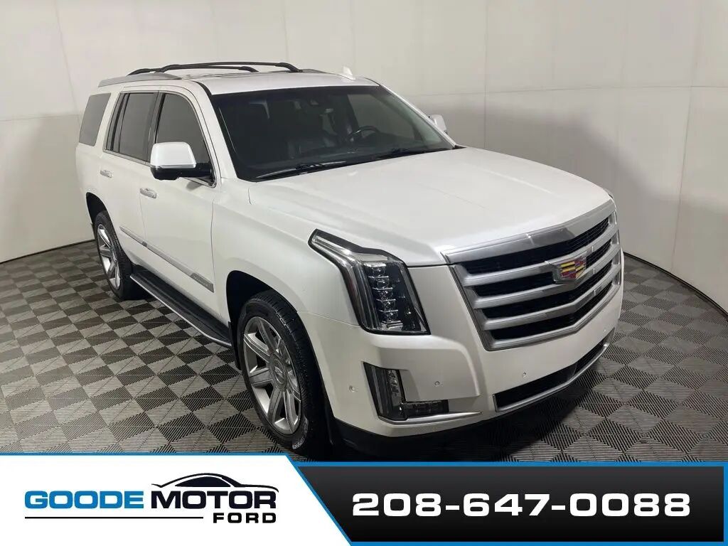 2019 Cadillac Escalade Premium Luxury — photo 1 of 13