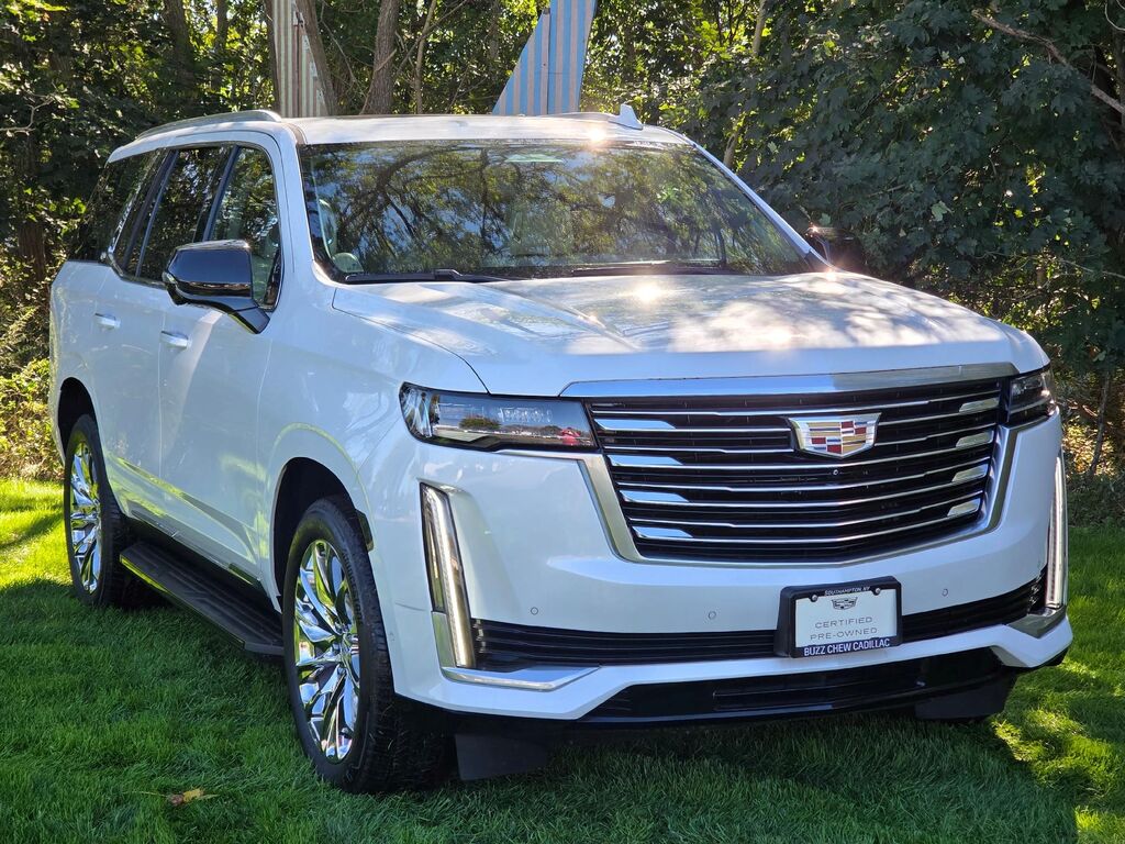 2022 Cadillac Escalade — photo 1 of 7