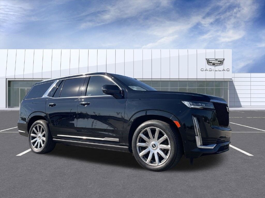 2024 Cadillac Escalade — photo 1 of 7