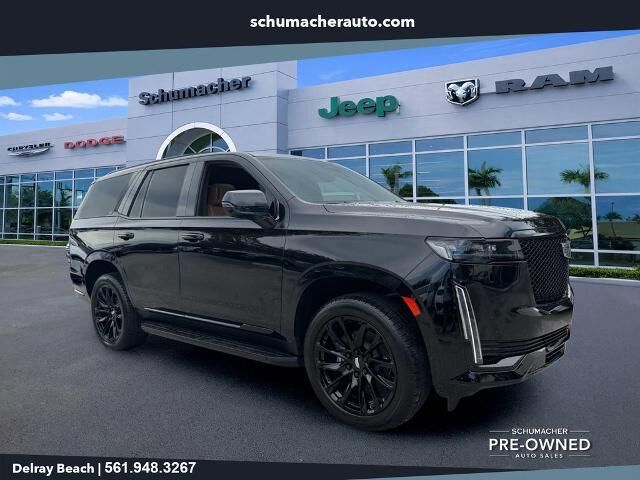 2024 Cadillac Escalade Sport — photo 1 of 13