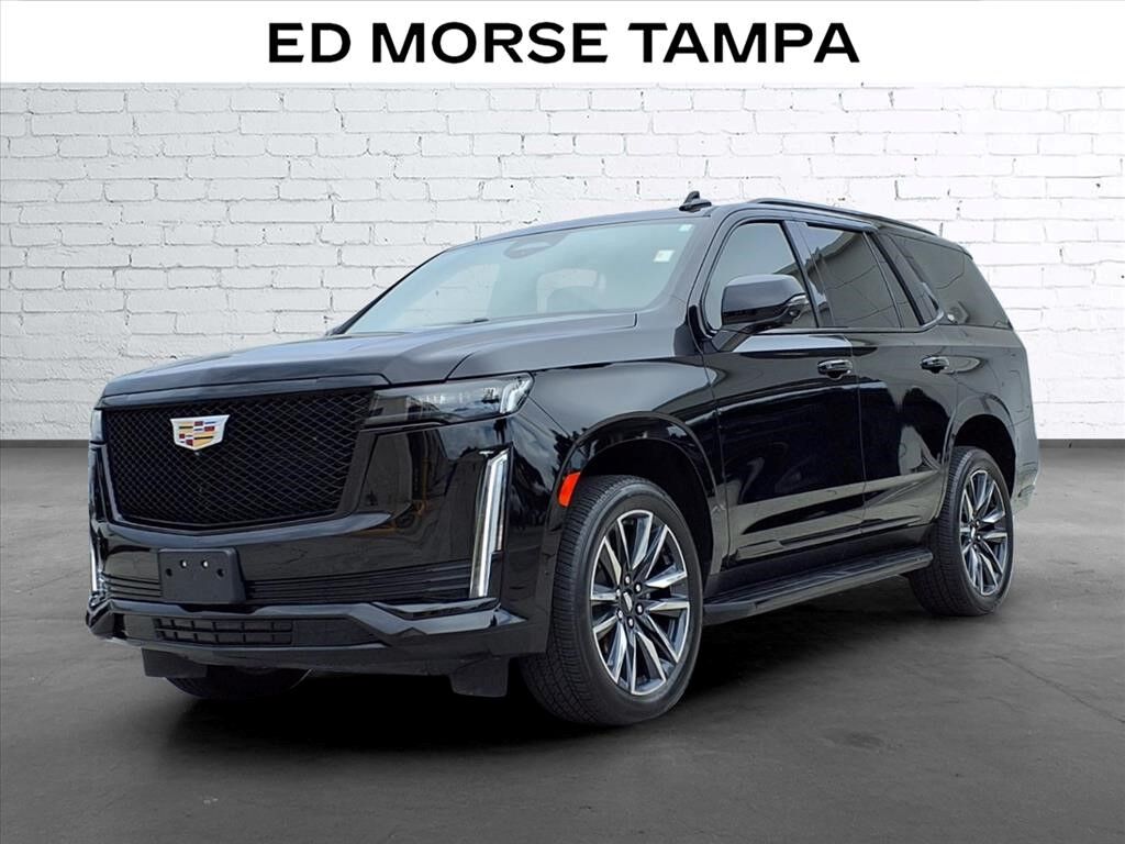 2024 Cadillac Escalade — photo 1 of 7