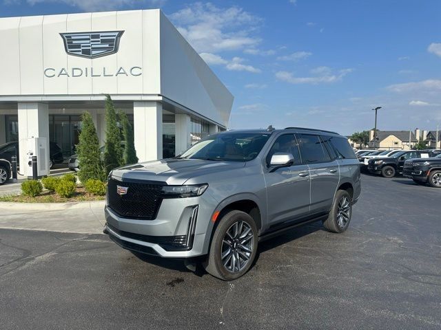 2024 Cadillac Escalade — photo 1 of 7