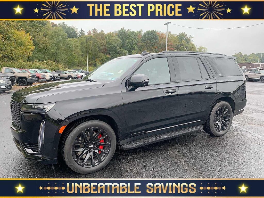 2023 Cadillac Escalade Sport — photo 1 of 13