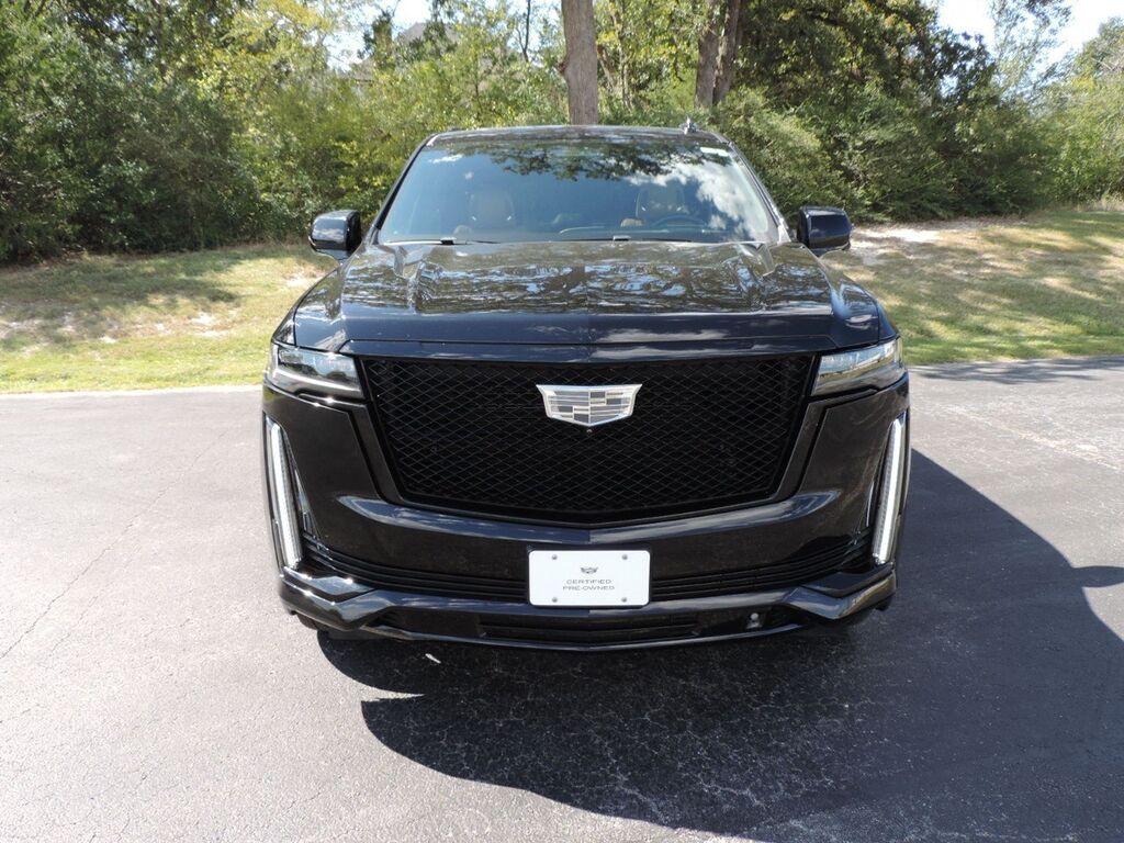 2024 Cadillac Escalade — photo 1 of 6