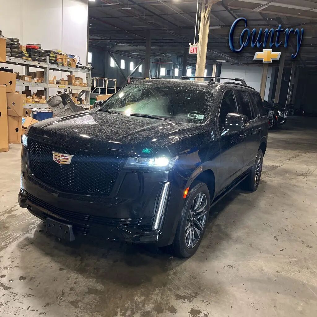 2024 Cadillac Escalade Sport — photo 1 of 39