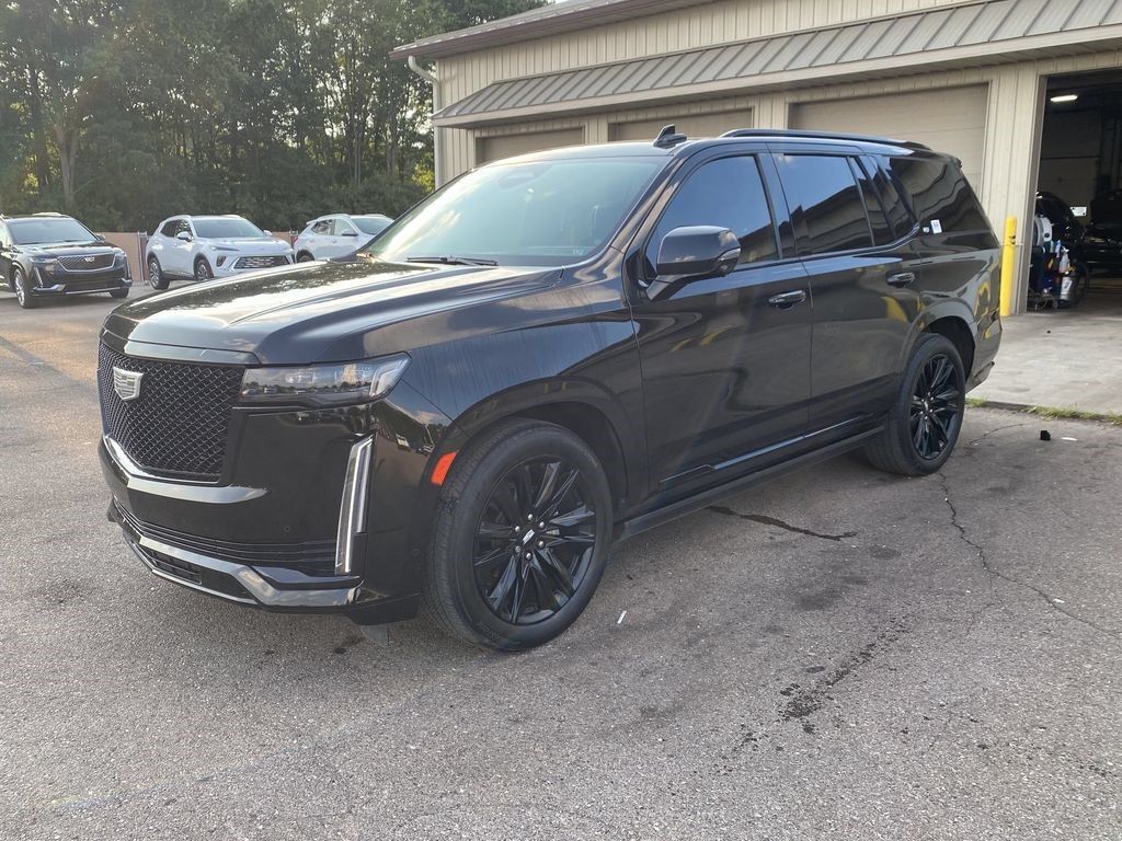 2022 Cadillac Escalade — photo 1 of 7