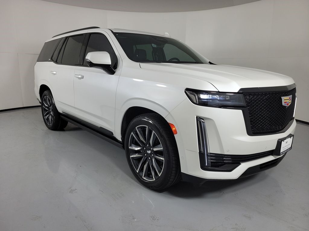 2024 Cadillac Escalade — photo 1 of 7