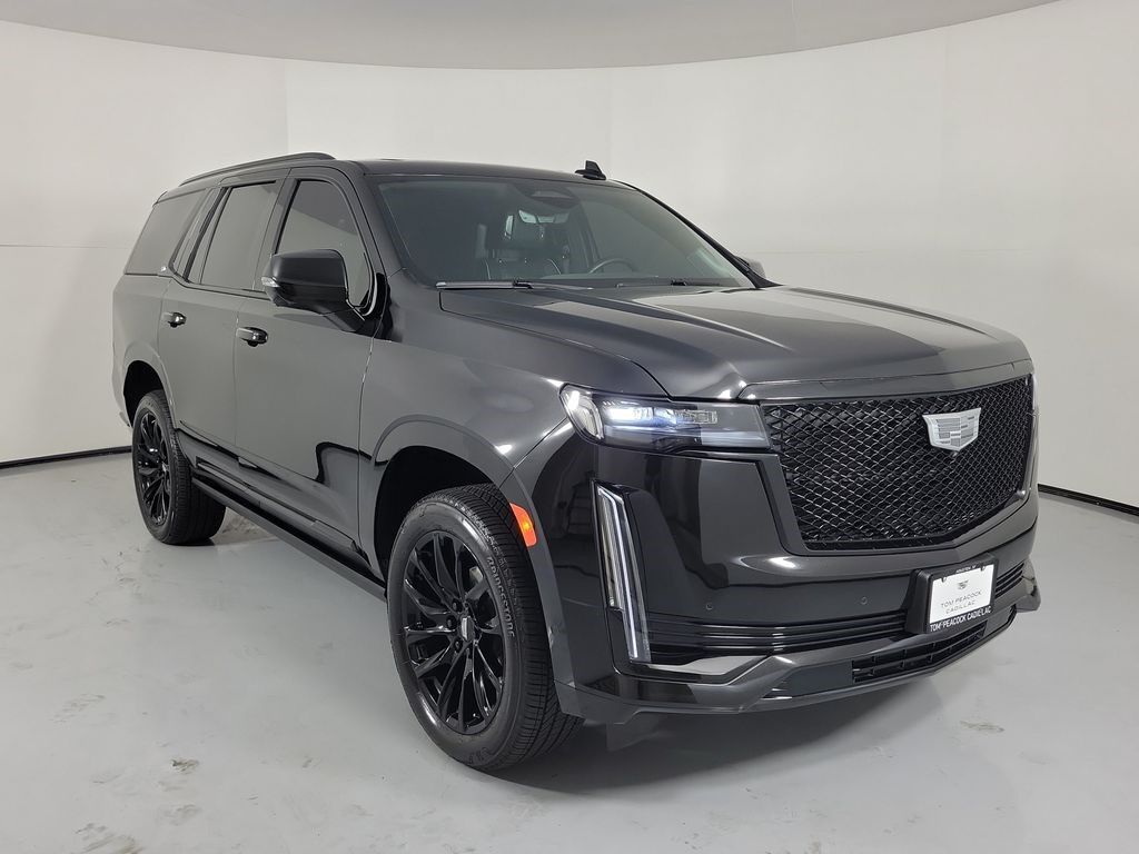 2024 Cadillac Escalade — photo 1 of 7