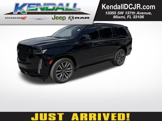2024 Cadillac Escalade 4WD Sport Platinum — photo 1 of 13
