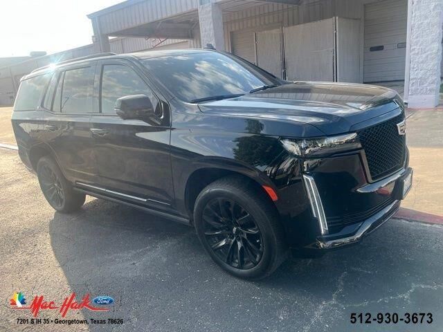 2023 Cadillac Escalade Sport Platinum — photo 1 of 1