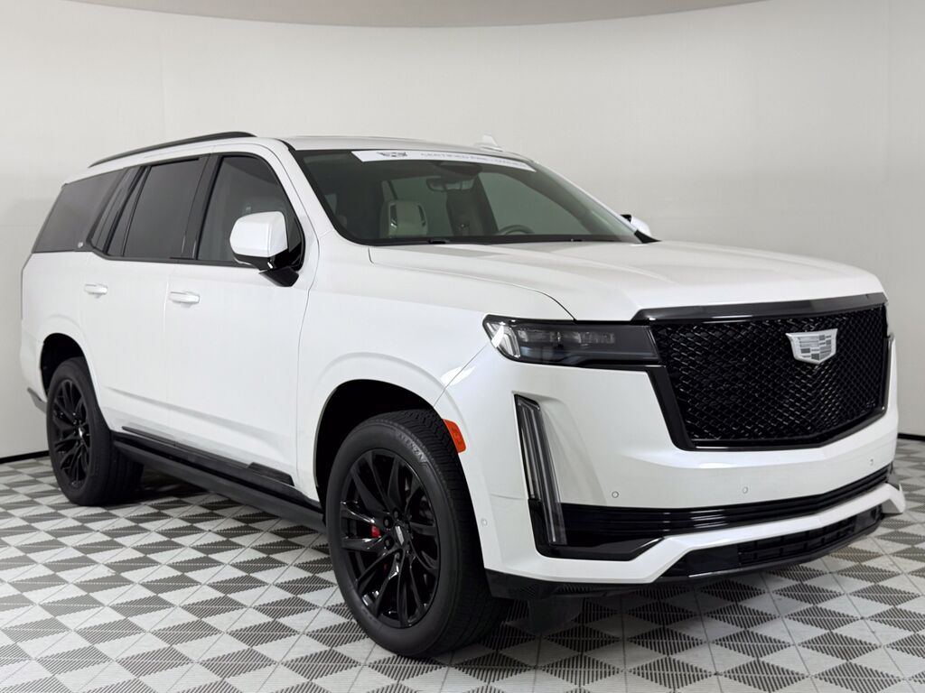 2023 Cadillac Escalade — photo 1 of 7