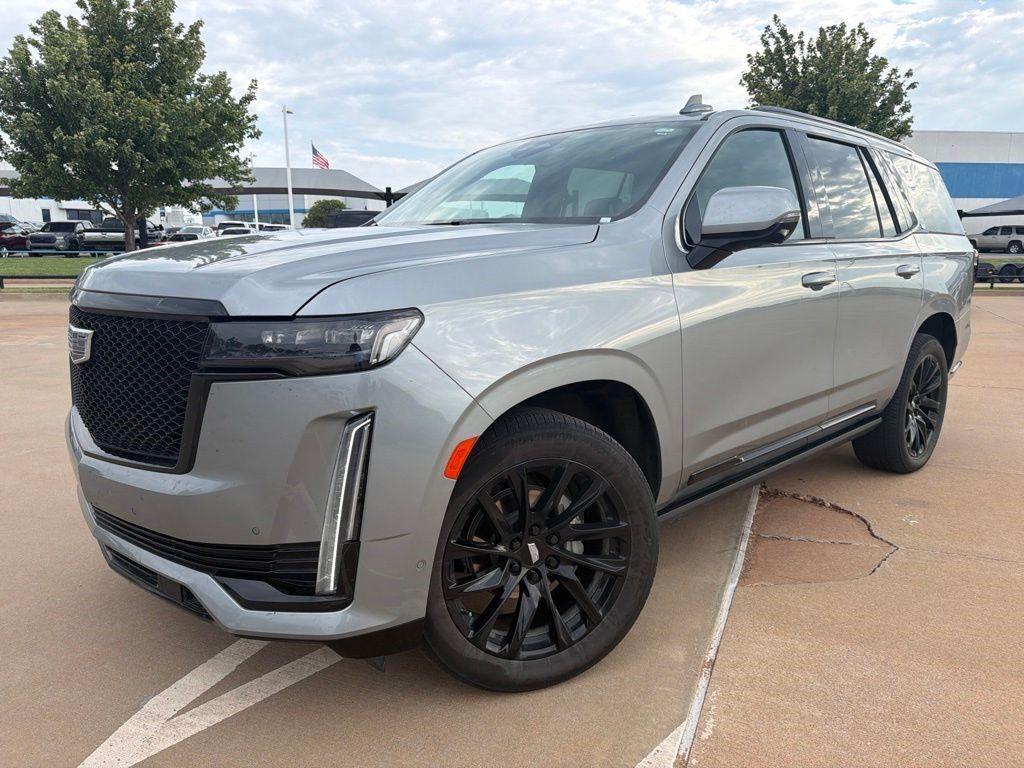 2024 Cadillac Escalade — photo 1 of 7
