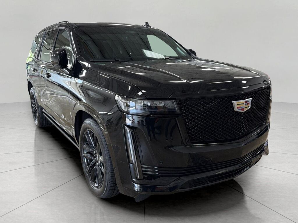 2023 Cadillac Escalade — photo 1 of 7