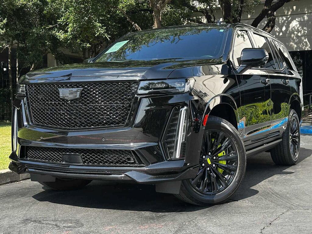 2023 Cadillac Escalade — photo 1 of 7