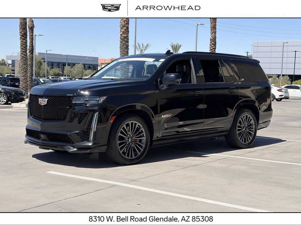 2024 Cadillac Escalade — photo 1 of 7