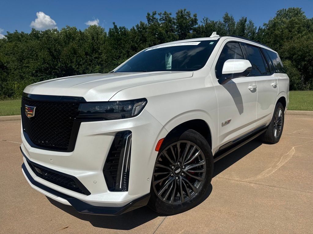 2023 Cadillac Escalade — photo 1 of 7