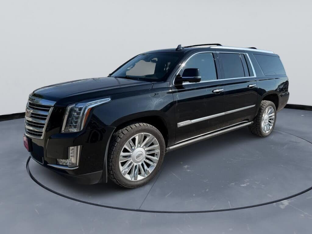 2017 Cadillac Escalade ESV Platinum — photo 1 of 1