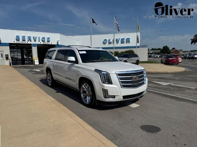 2018 Cadillac Escalade ESV Platinum — photo 1 of 26